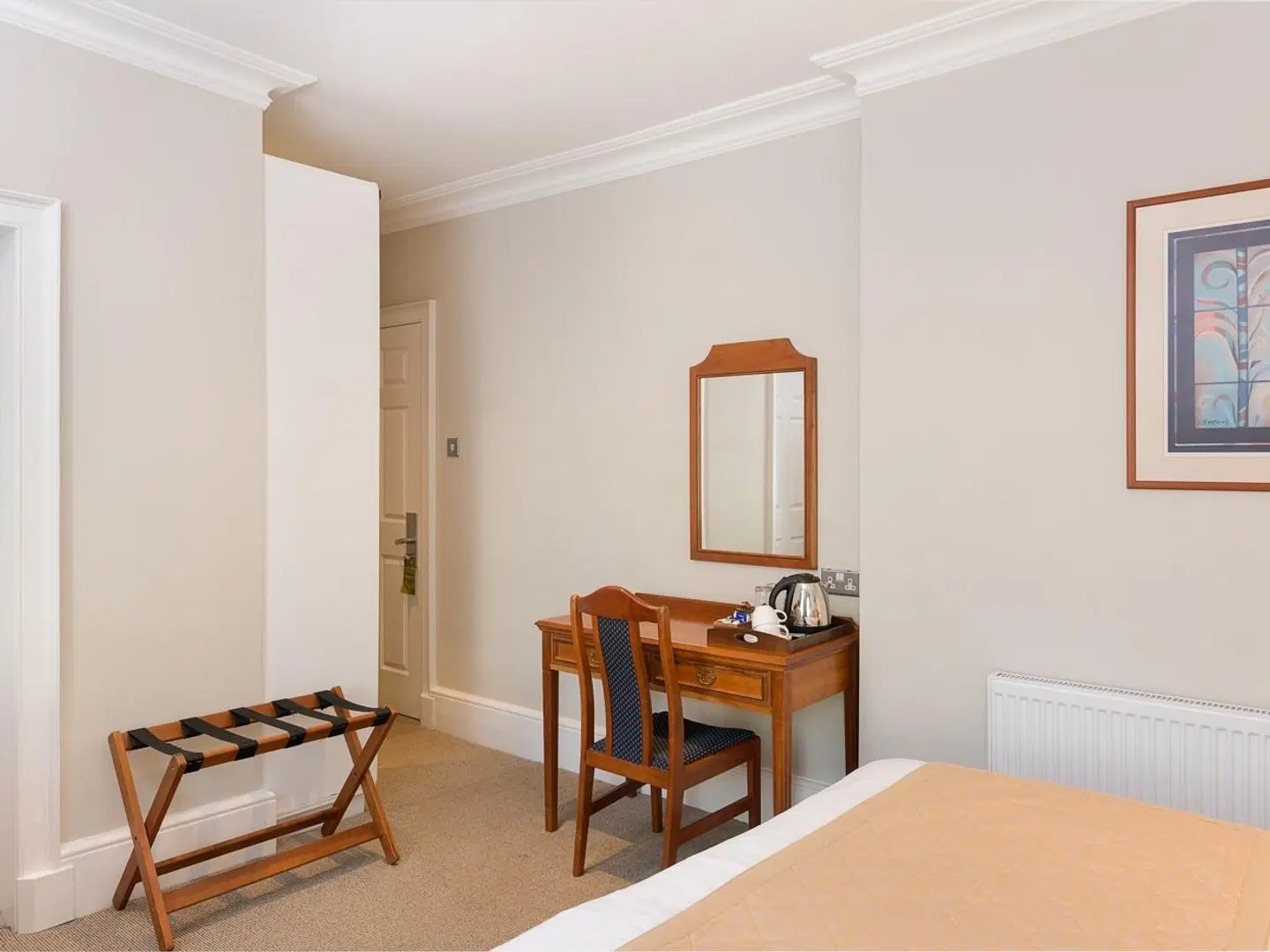 Staunton ROOM_EXAMPLE