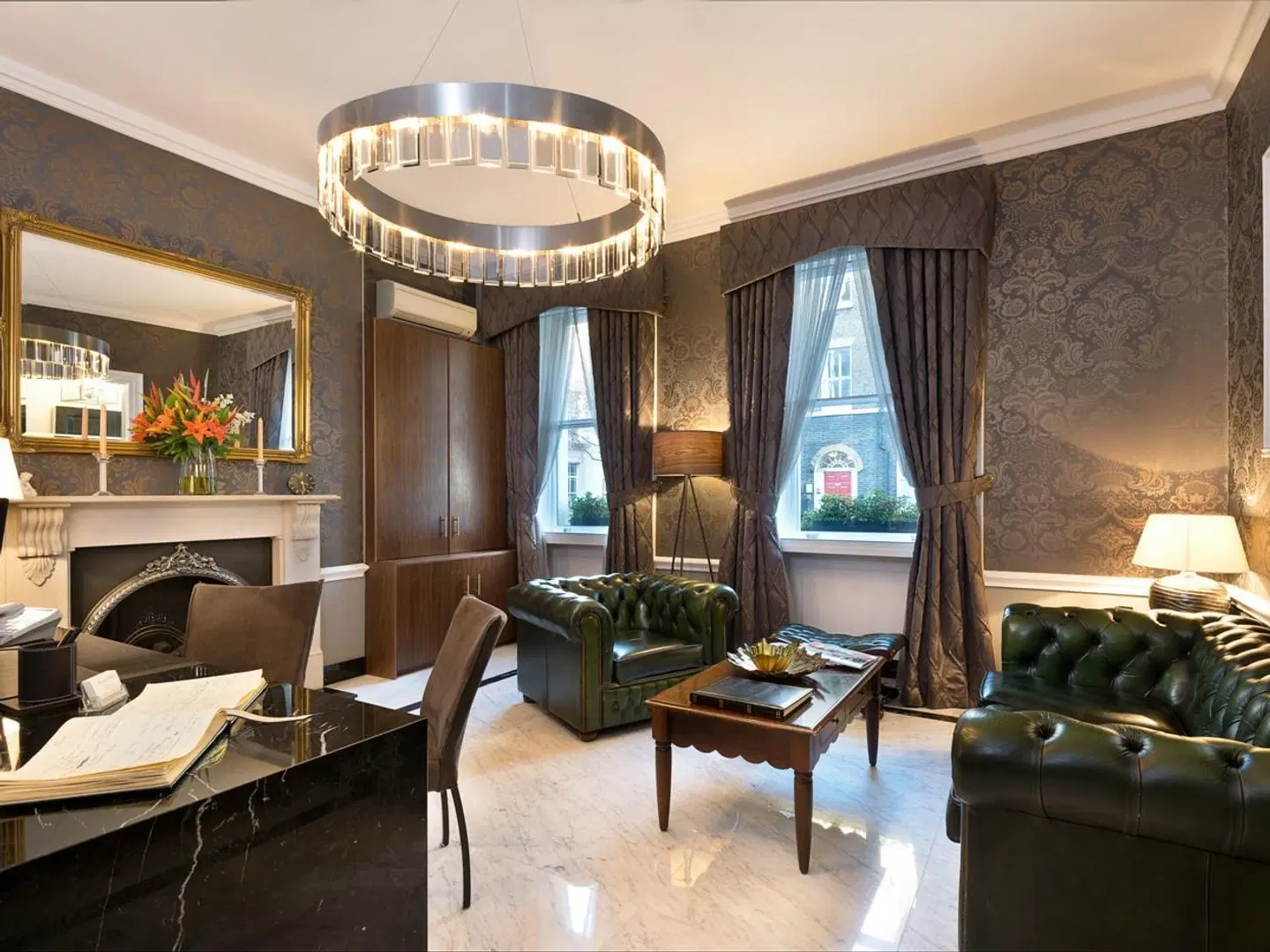 Staunton LOUNGE_LOBBY