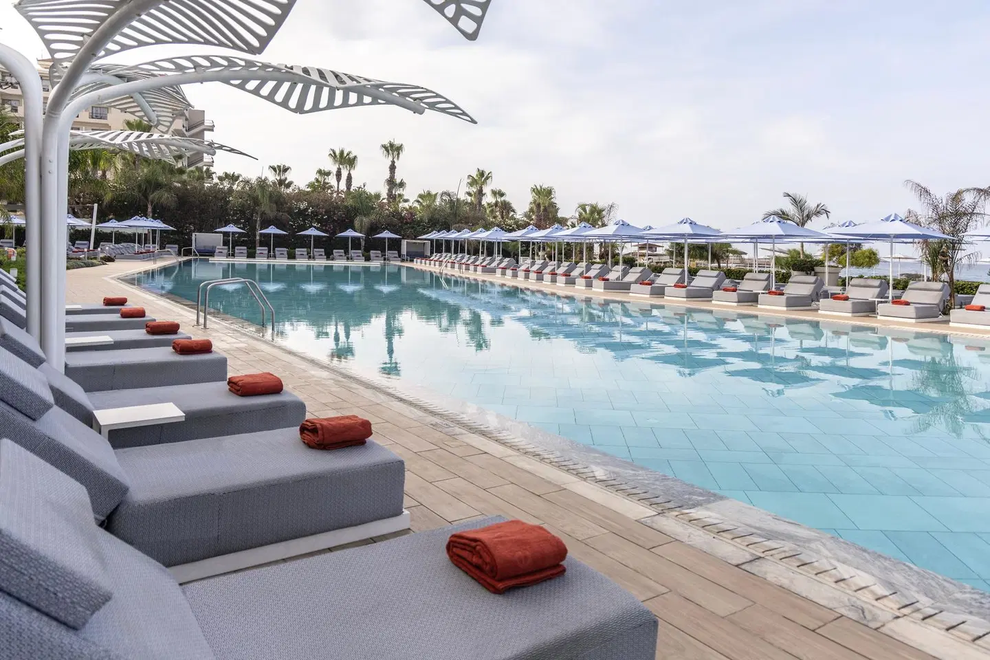 The Ivi Mare OUTDOOR_POOL