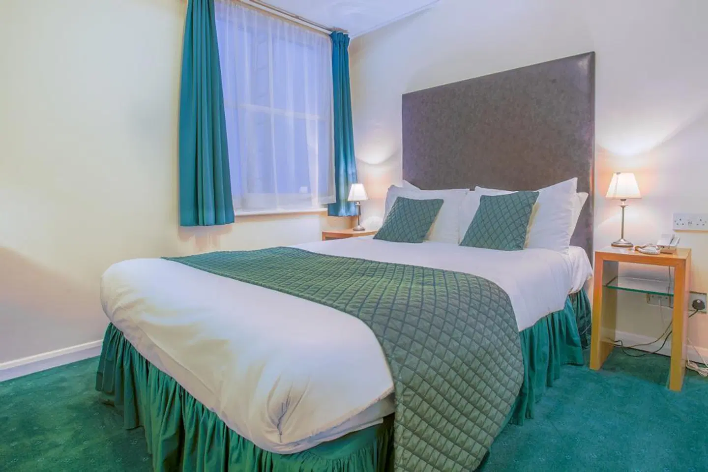 The London Town ROOM_EXAMPLE