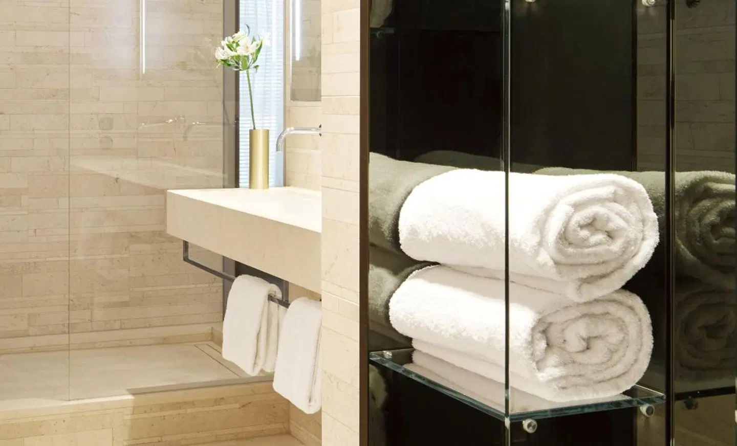Roomers Baden-Baden, Autograph Collection Badezimmer
