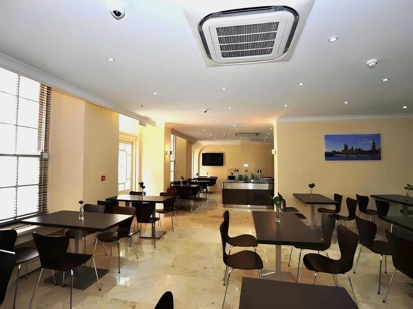 Mermaid Suite Bar