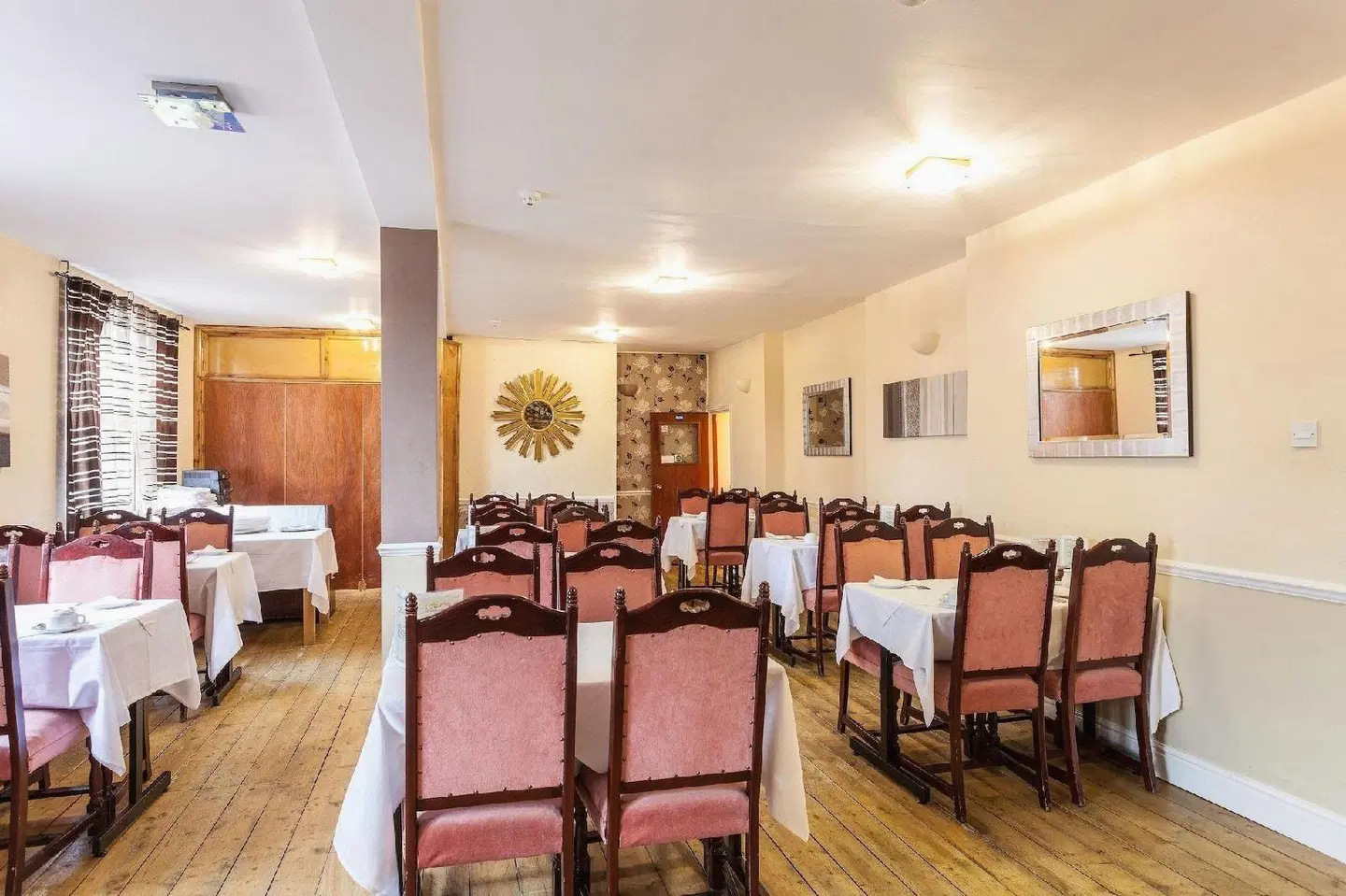 Roseview Alexandra Palace Hotel Restaurant
