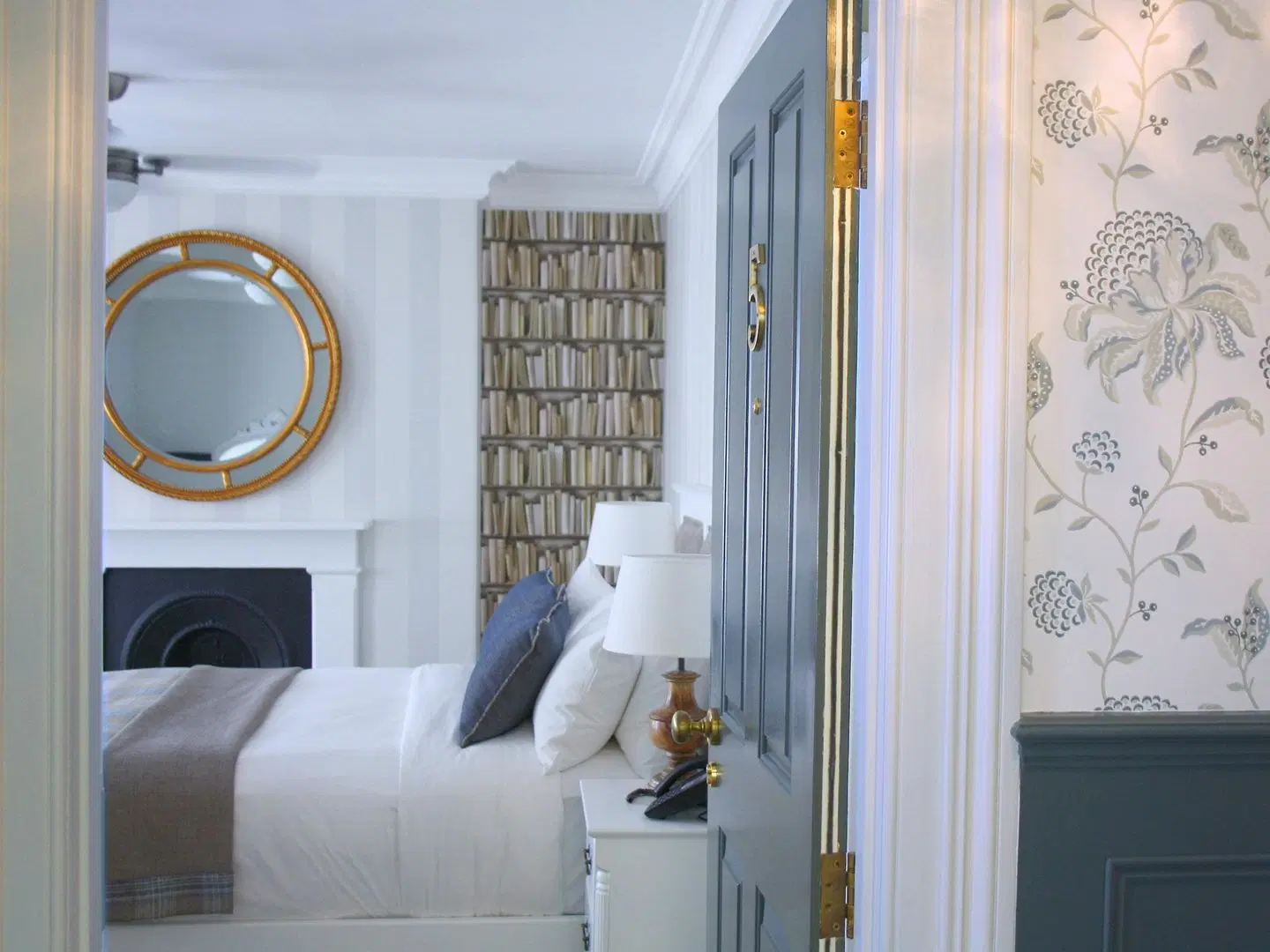 The Clerk & Well Pub and Rooms ROOM_EXAMPLE
