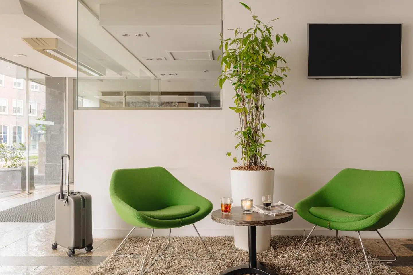 Hampshire - Crown Eindhoven LOUNGE_LOBBY