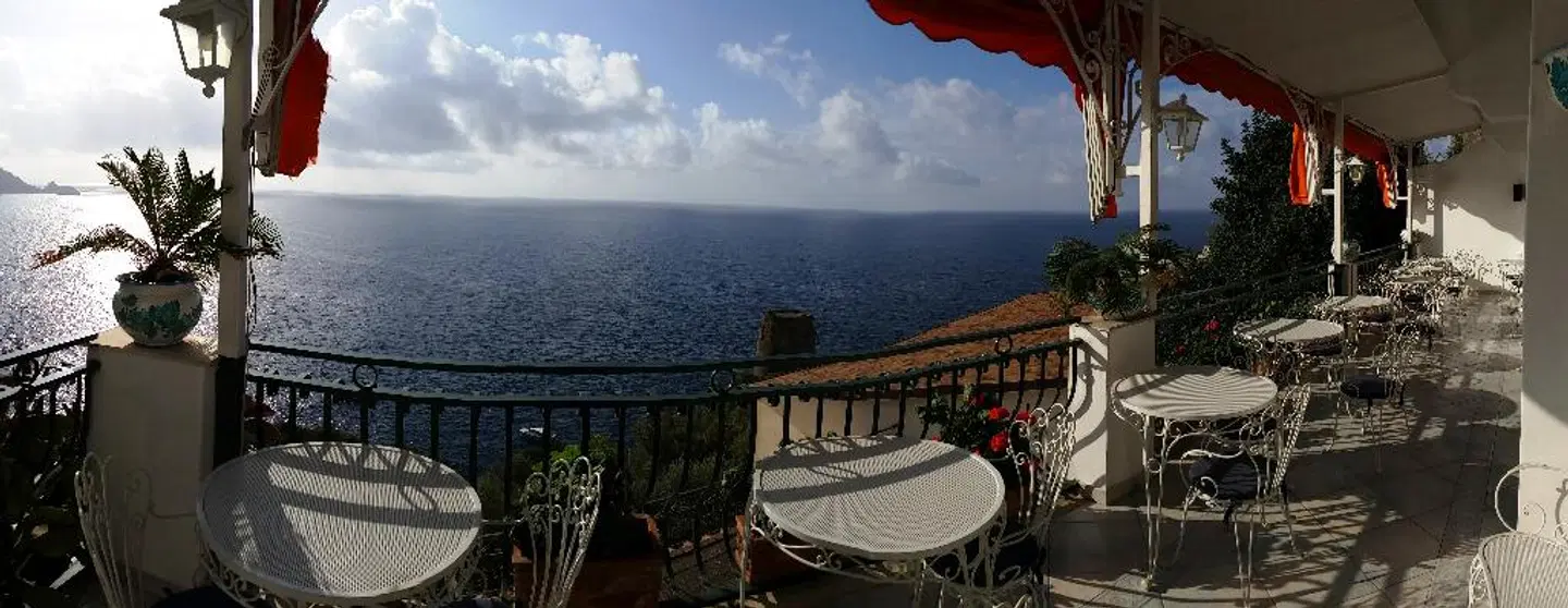 La Perla Terrasse