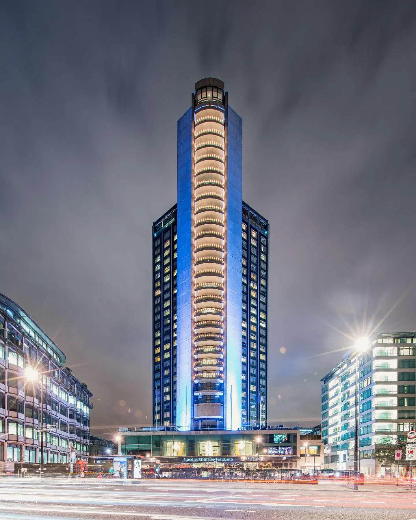 Hilton on Park Lane EXTERIOR