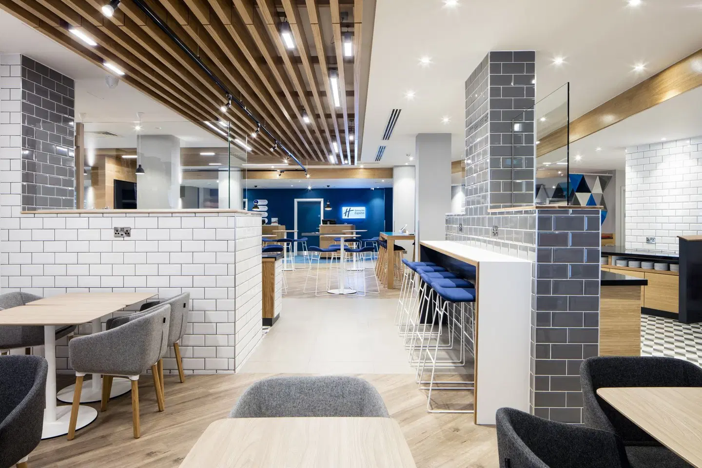 Holiday Inn Express Dublin City Centre by IHG LOUNGE_LOBBY