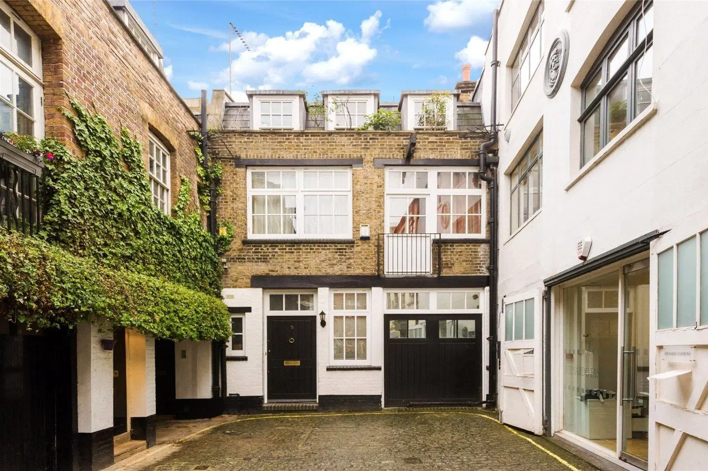 Urban Stay Oxford Circus Serviced Apartments EXTERIOR