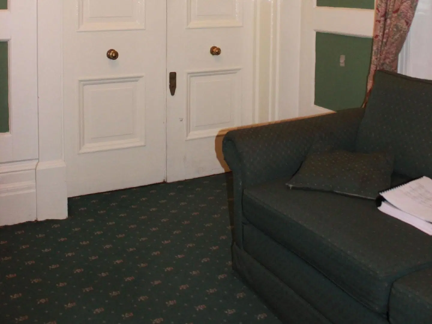 Kensington Park Apartments ROOM_EXAMPLE
