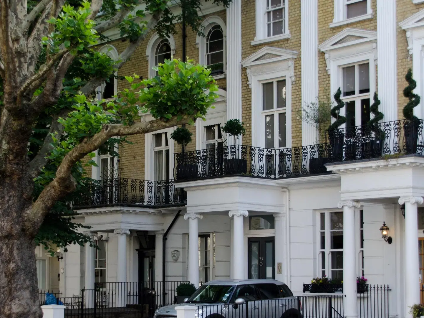 Inverness Terrace by Concept Apartments EXTERIOR