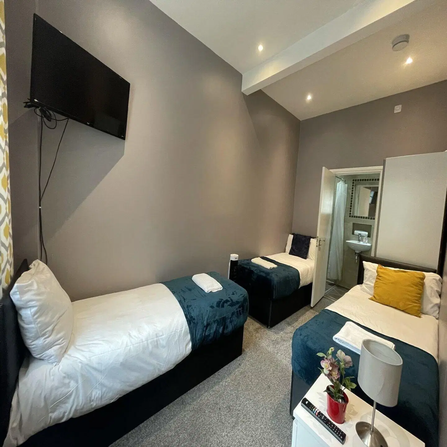 London Queen's Eurostar - Kings Cross ROOM_EXAMPLE