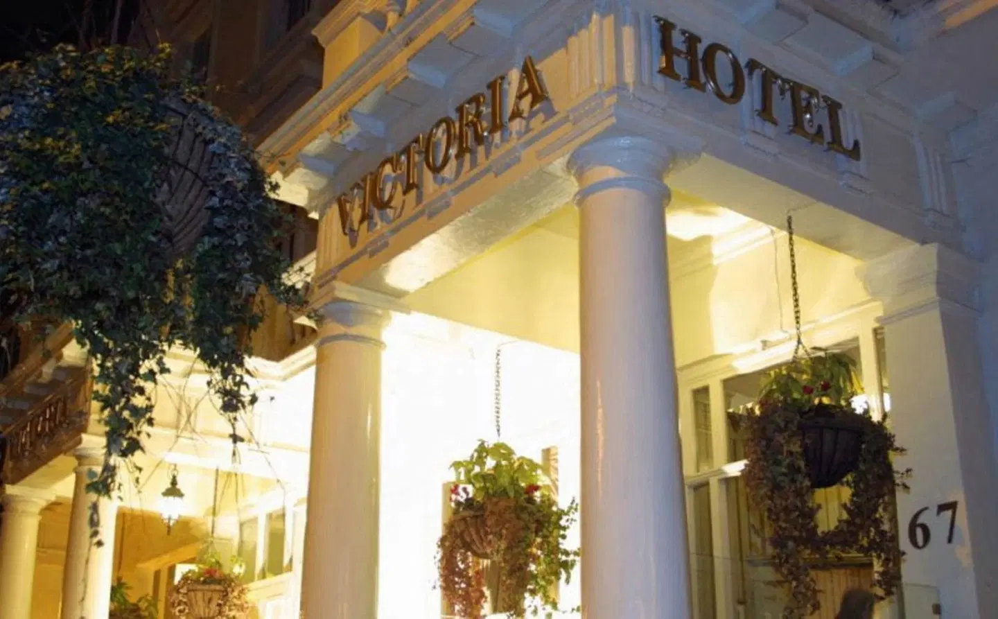 Victoria Inn London EXTERIOR