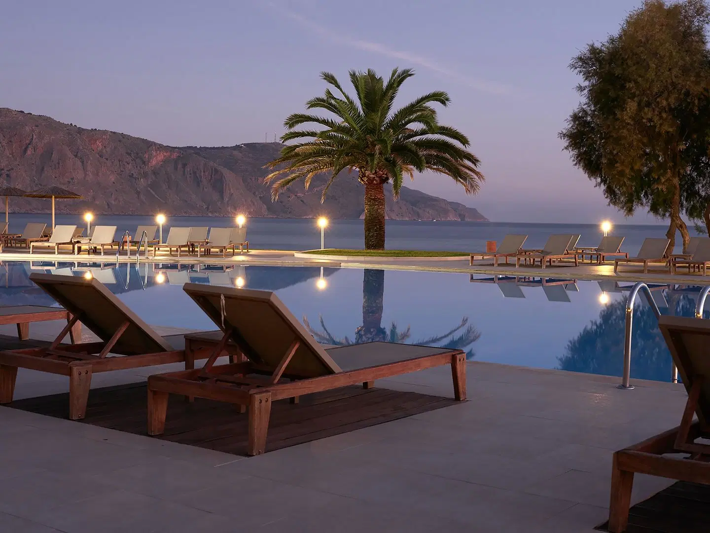 Pilot Beach Resort OUTDOOR_POOL