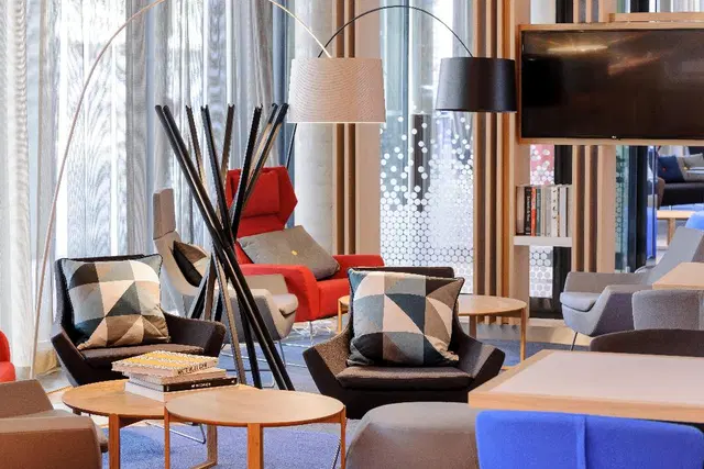 Holiday Inn Express Berlin - Alexanderplatz LOUNGE_LOBBY