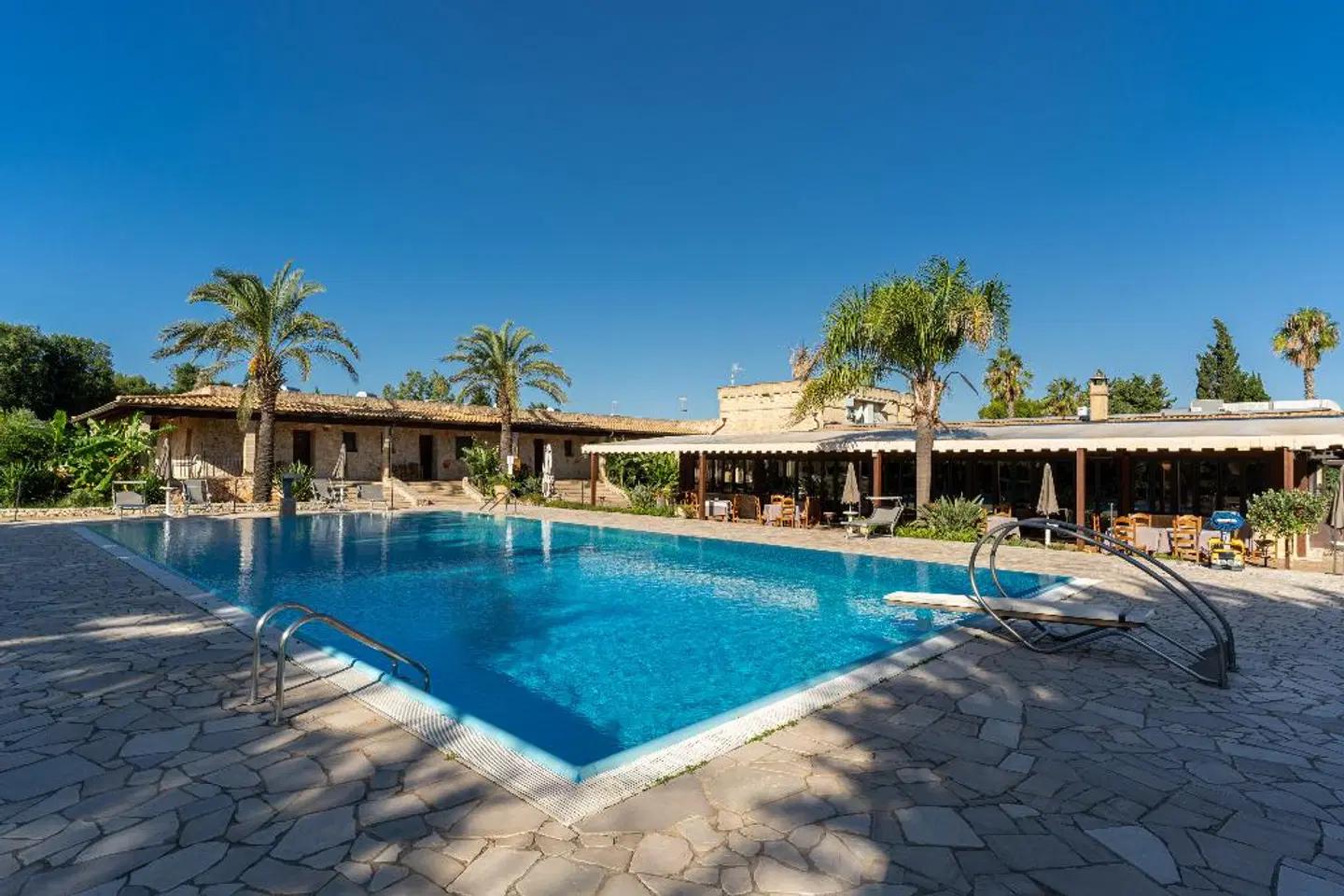 Hotel Masseria Le Pajare OUTDOOR_POOL