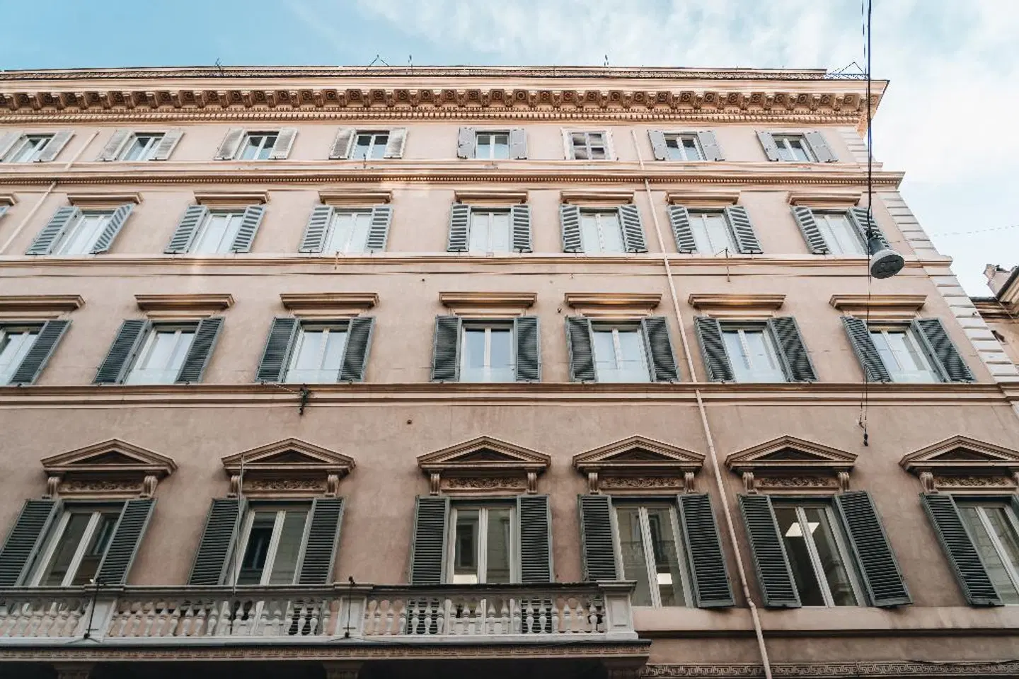 Trecento EXTERIOR