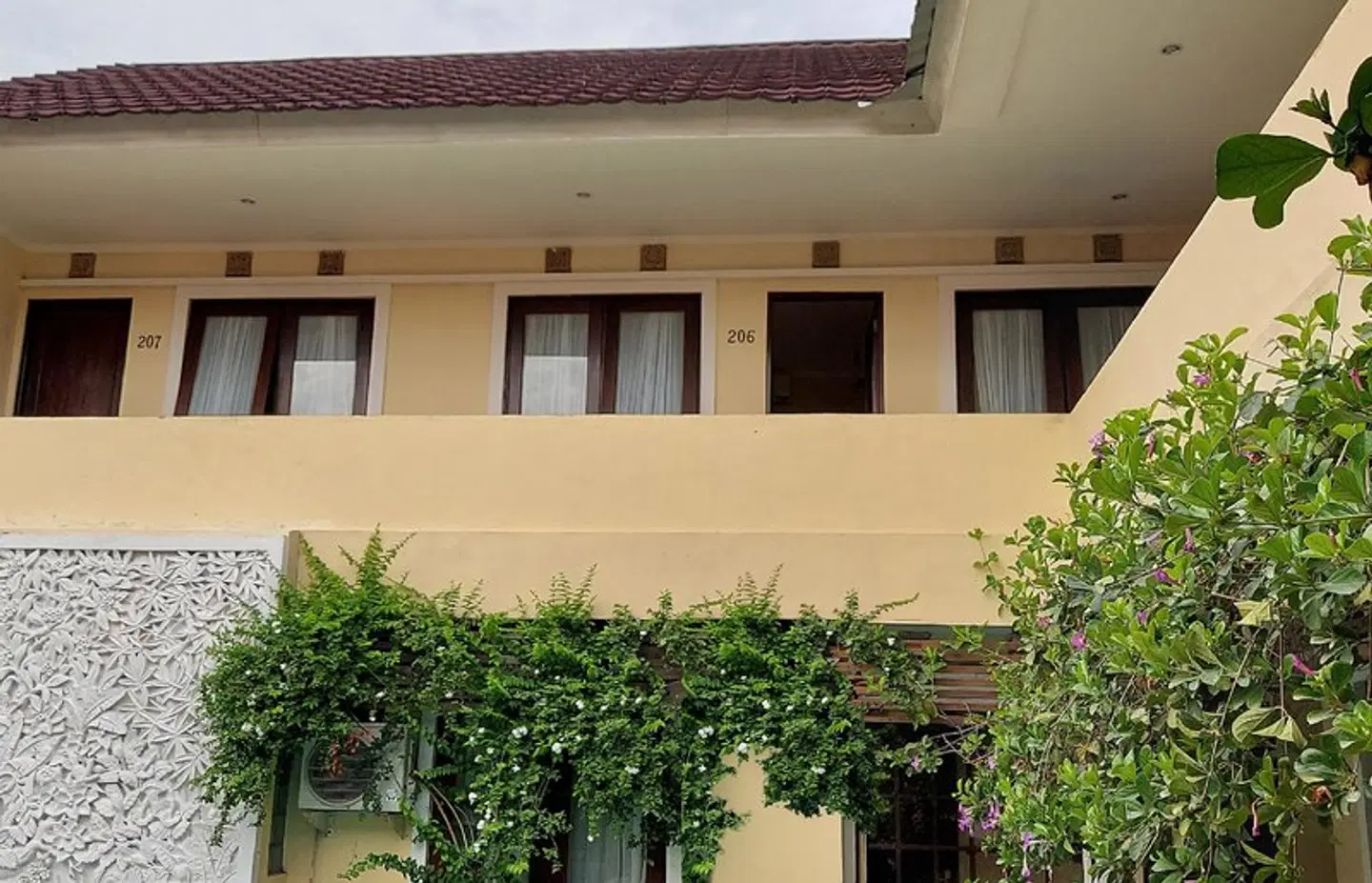 BaliRa Airport Hotel EXTERIOR