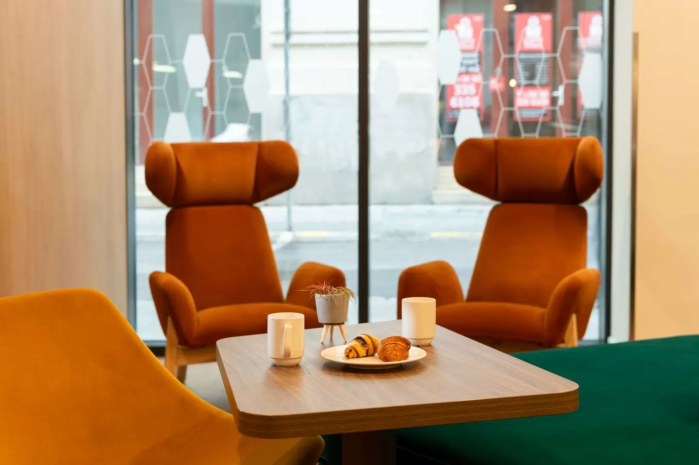 Hampton by Hilton Budapest City Centre LOUNGE_LOBBY