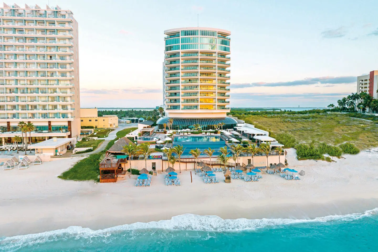 Seadust Cancun Family Resort EXTERIOR