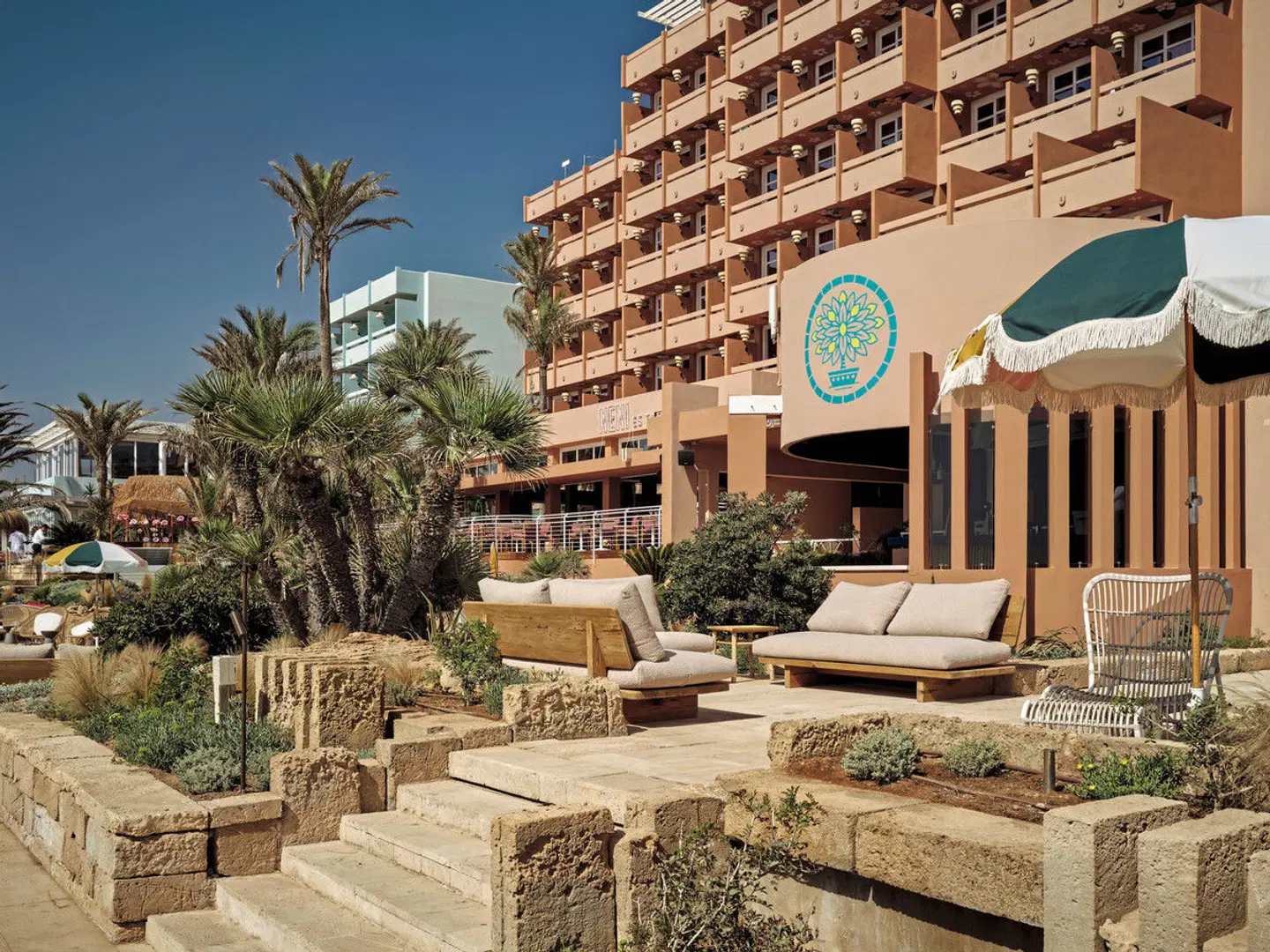 Bikini Island & Mountain Hotel Es Trenc Terrasse