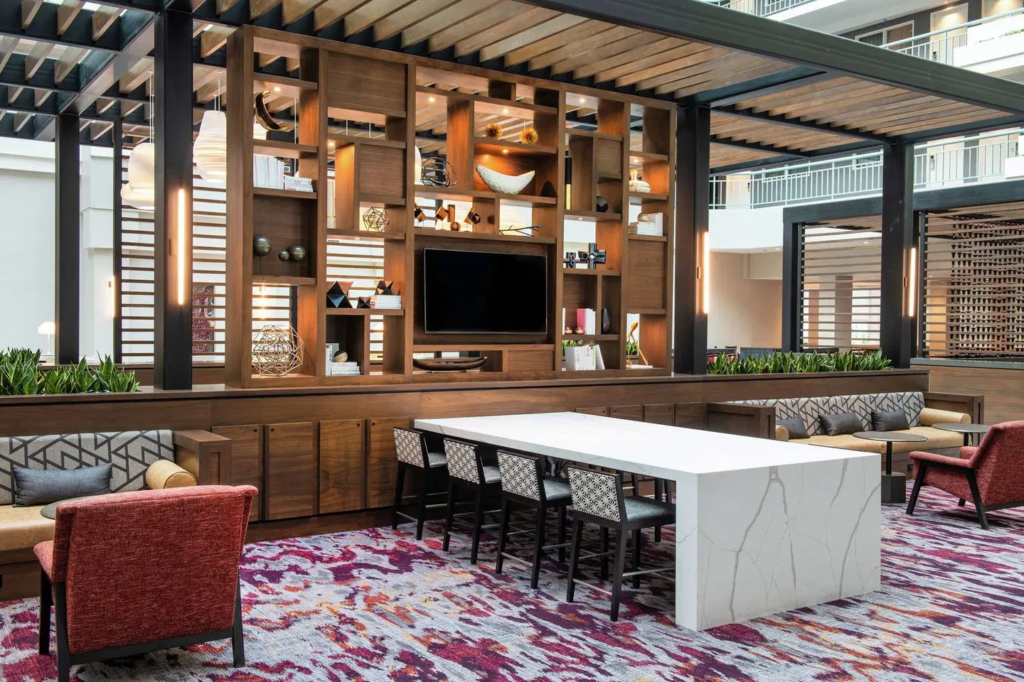 Embassy Suites by Hilton Walnut Creek Bar