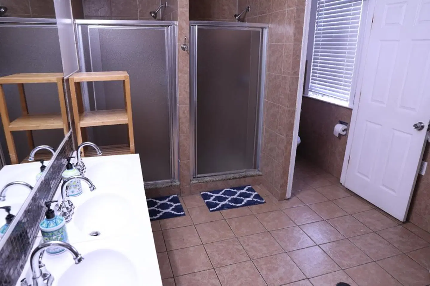 Duo Housing Badezimmer