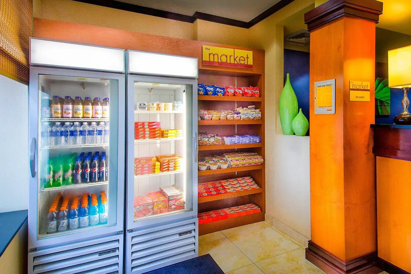 Fairfield Inn & Suites by Marriott Washington, DC/New York Avenue Bar