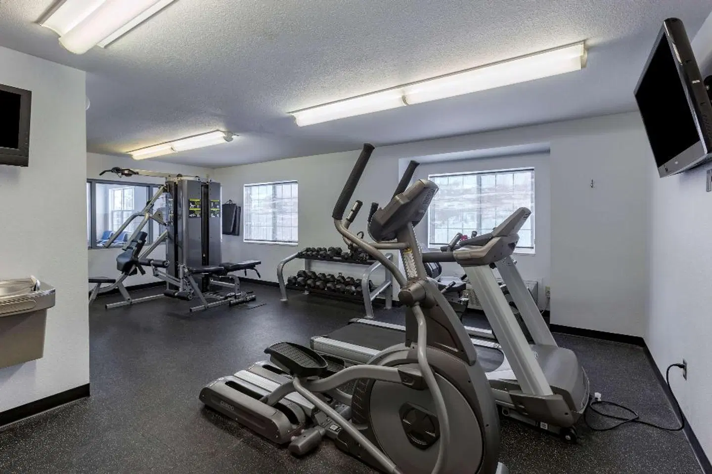 Best Western Plus Woodstock Inn & Suites SPORTS_AND_LEISURE
