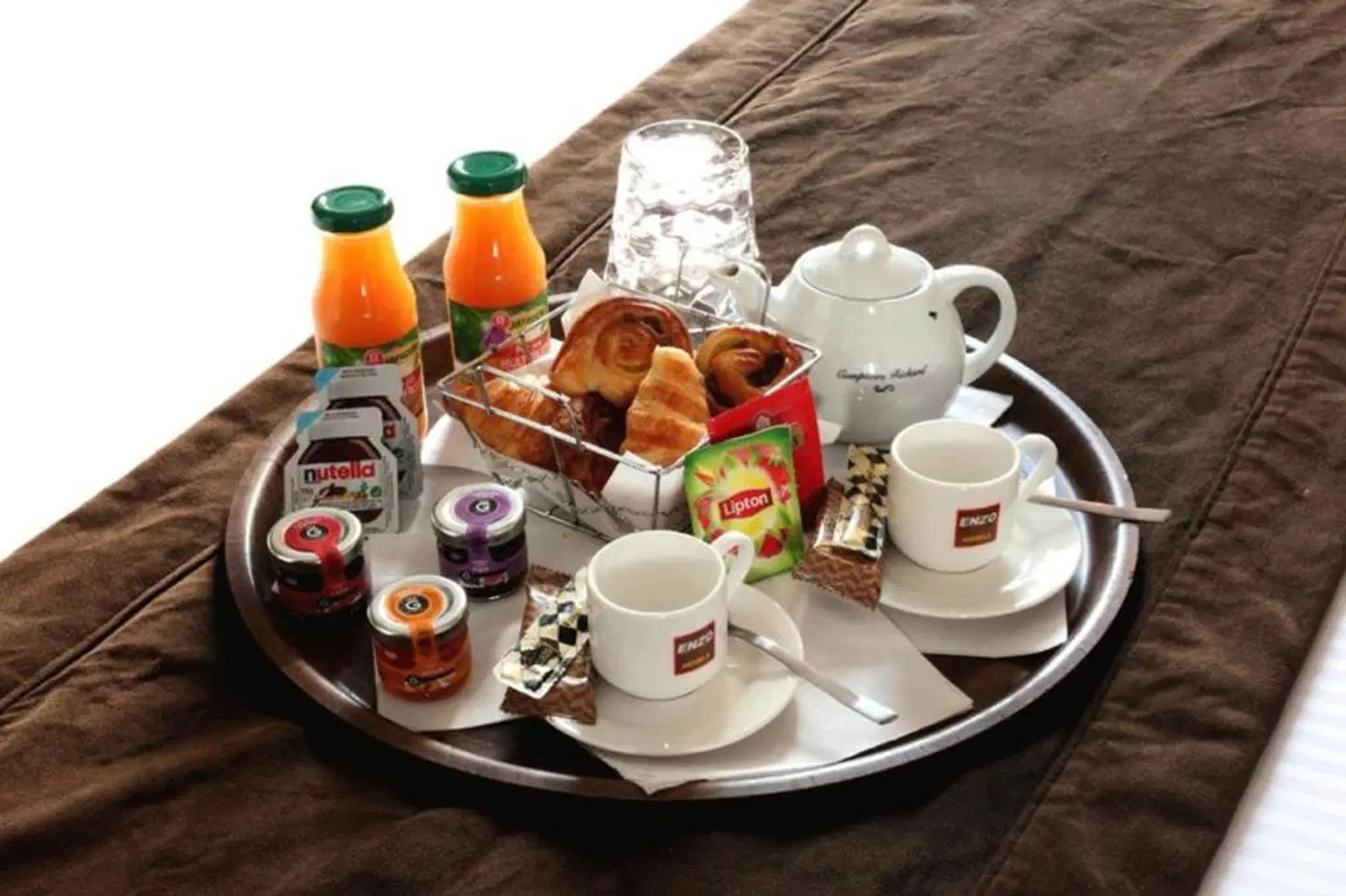 Enzo Hotels Cannes Ecluse by Kyriad Direct PEOPLE
