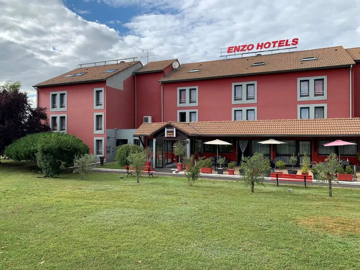 Enzo Hotels Cannes Ecluse by Kyriad Direct EXTERIOR