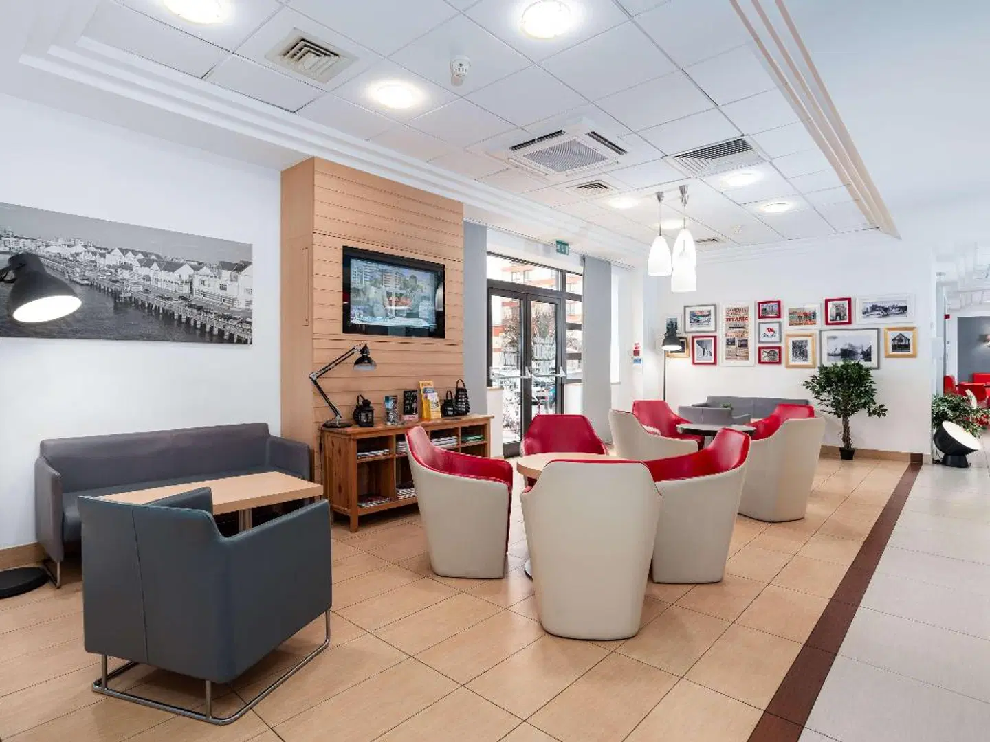 ibis Southampton Centre LOUNGE_LOBBY