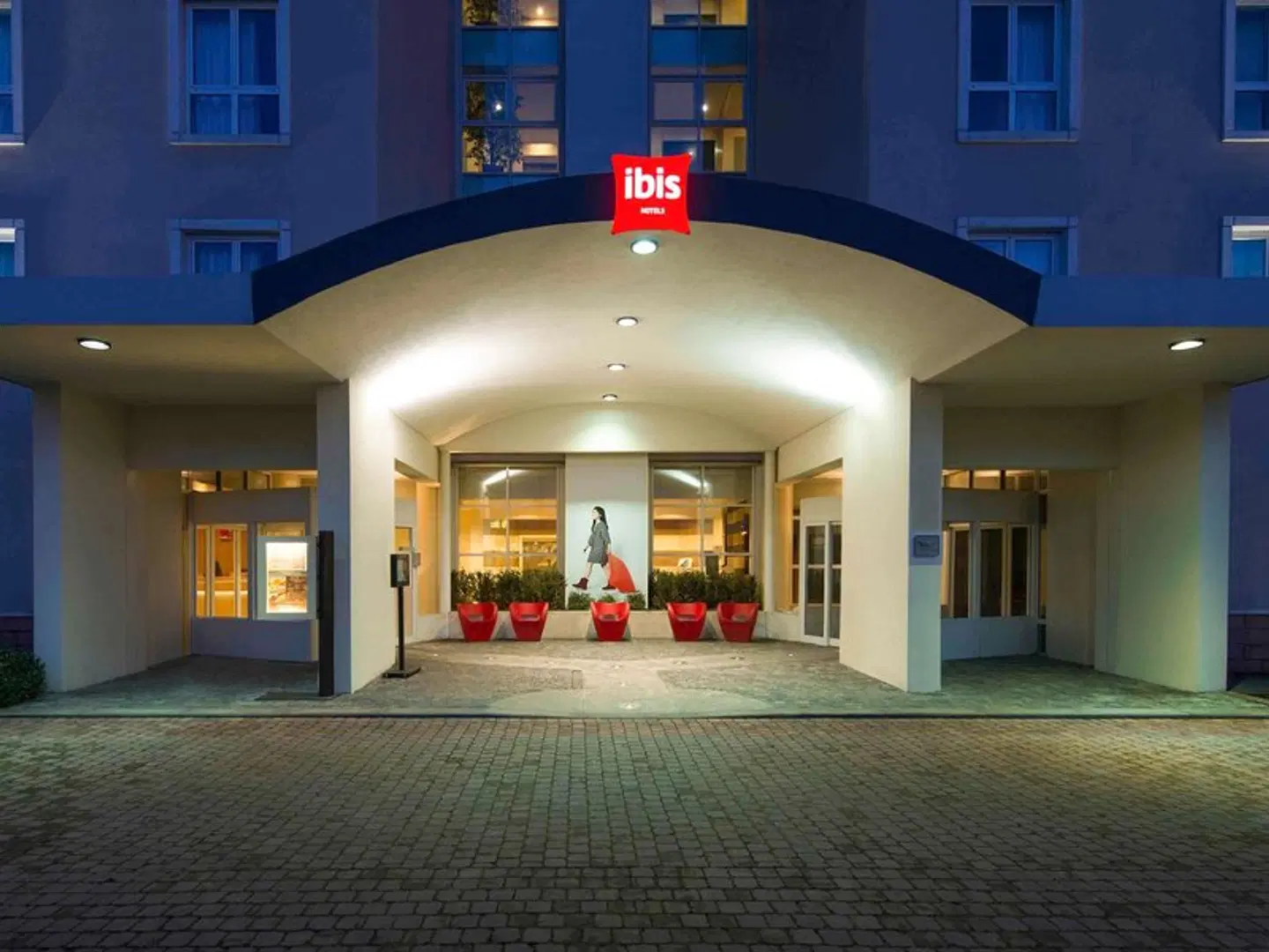 ibis Florence North Airport EXTERIOR
