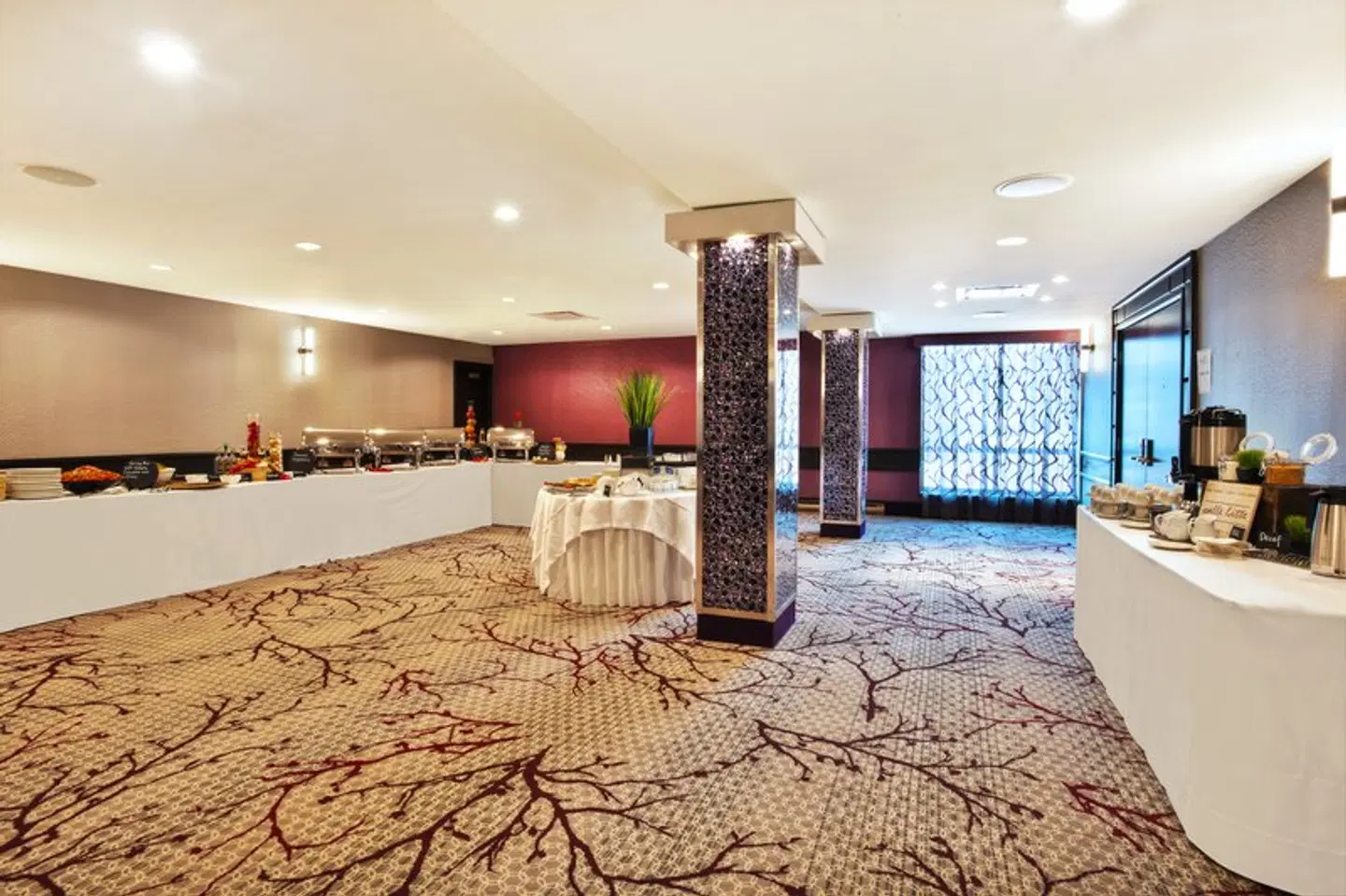 Crowne Plaza Kitchener-Waterloo by IHG ROOM_EXAMPLE