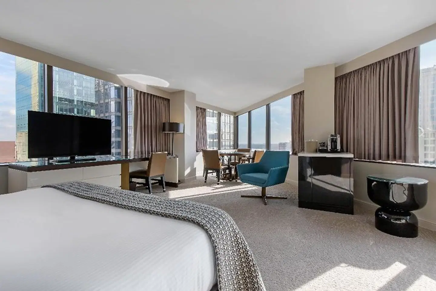 Omni Charlotte ROOM_EXAMPLE