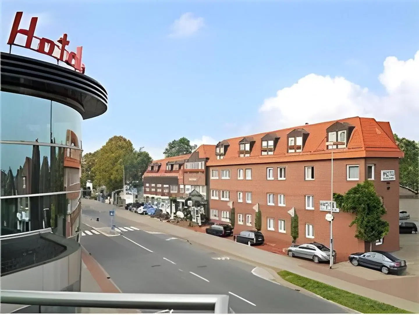 Thomsen EXTERIOR