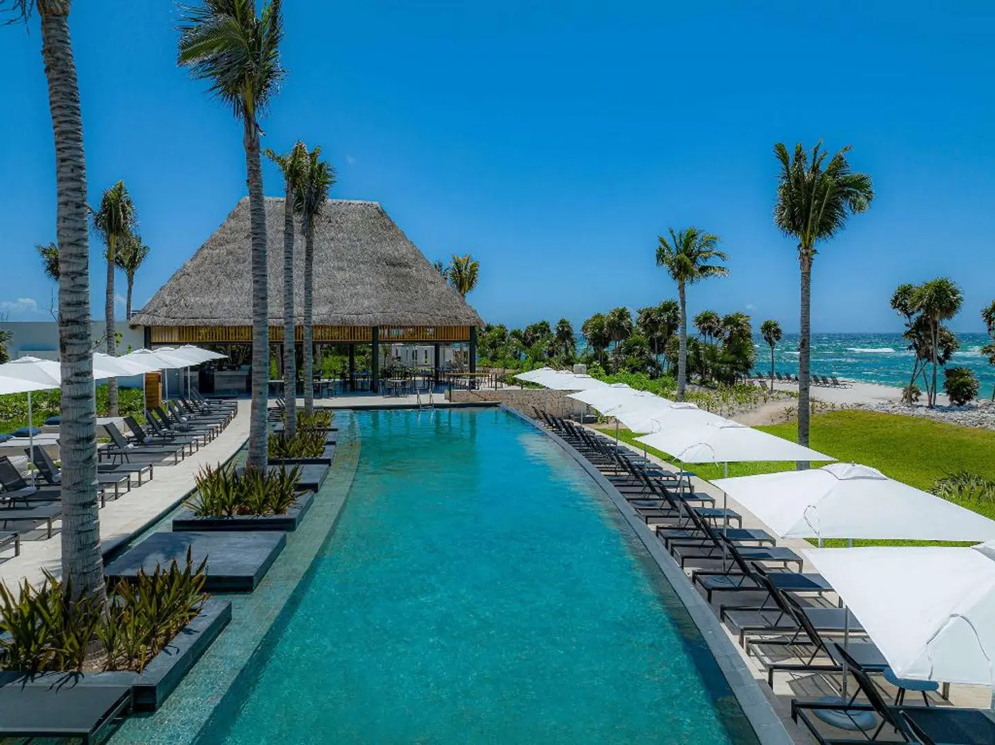 Conrad Tulum Riviera Maya OUTDOOR_POOL