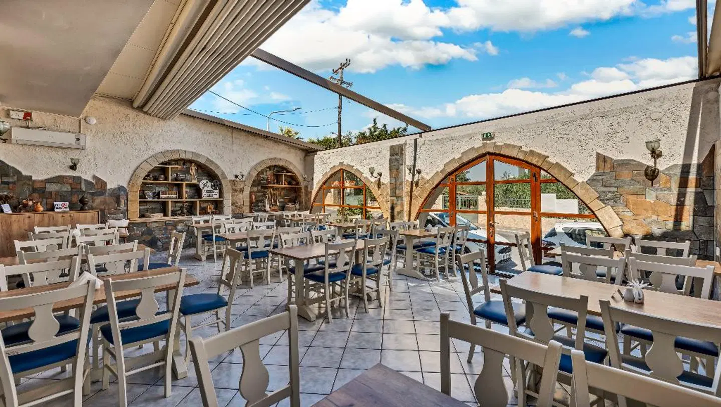 Evina Rooms & Suites Terrasse