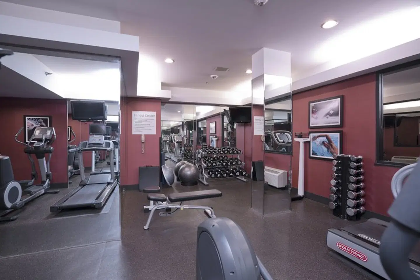 Holiday Inn Washington-Central/White House by IHG SPORTS_AND_LEISURE