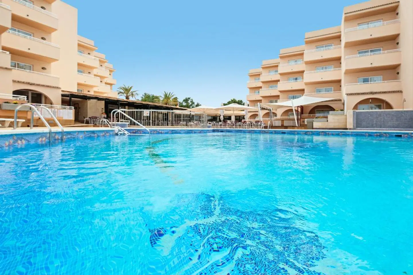 Akeah Rosamar Ibiza OUTDOOR_POOL