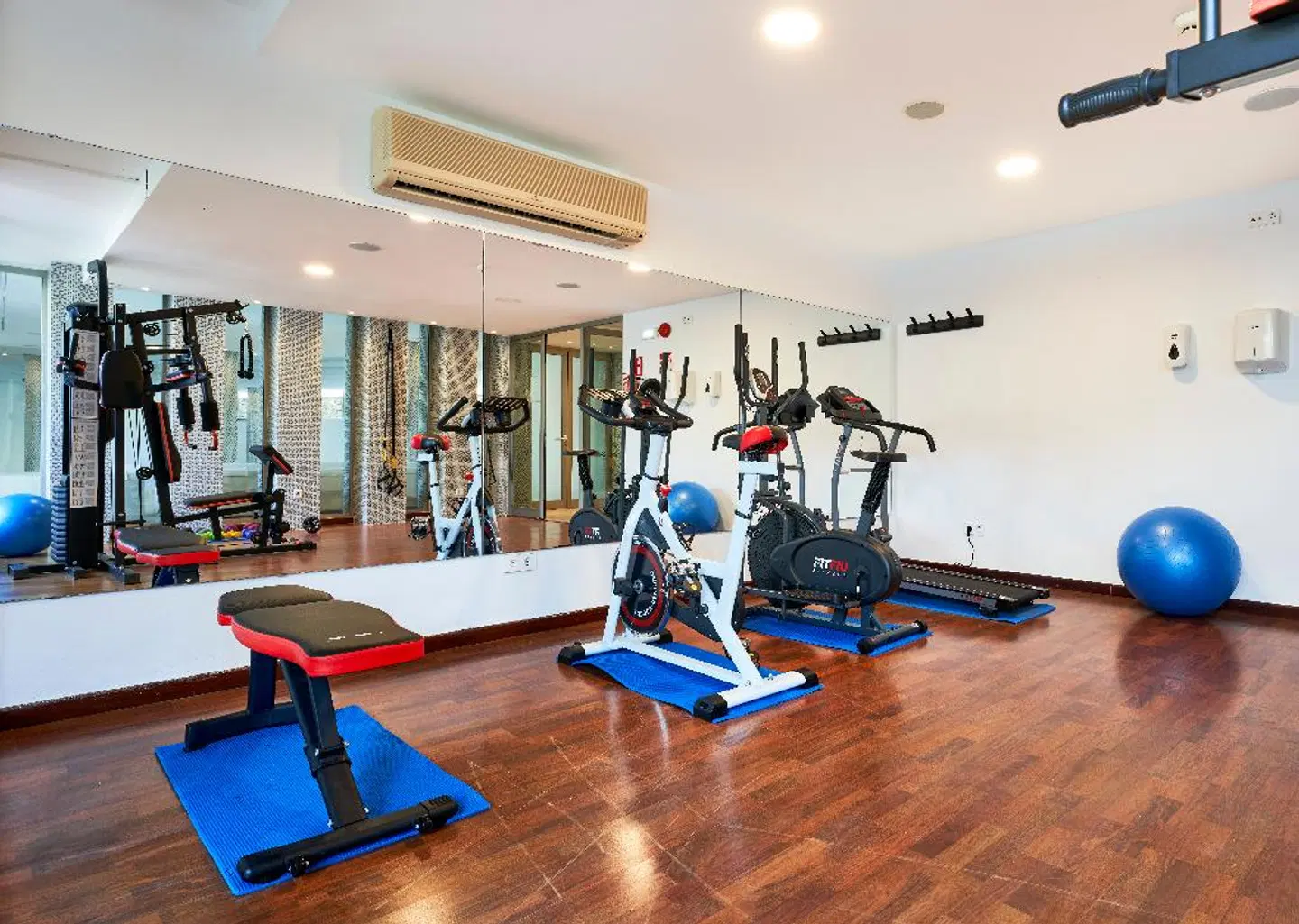 Globales Cala Bona SPORTS_AND_LEISURE