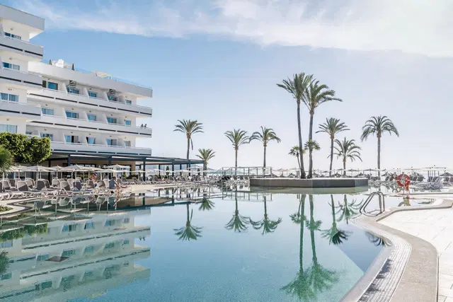 Condesa OUTDOOR_POOL
