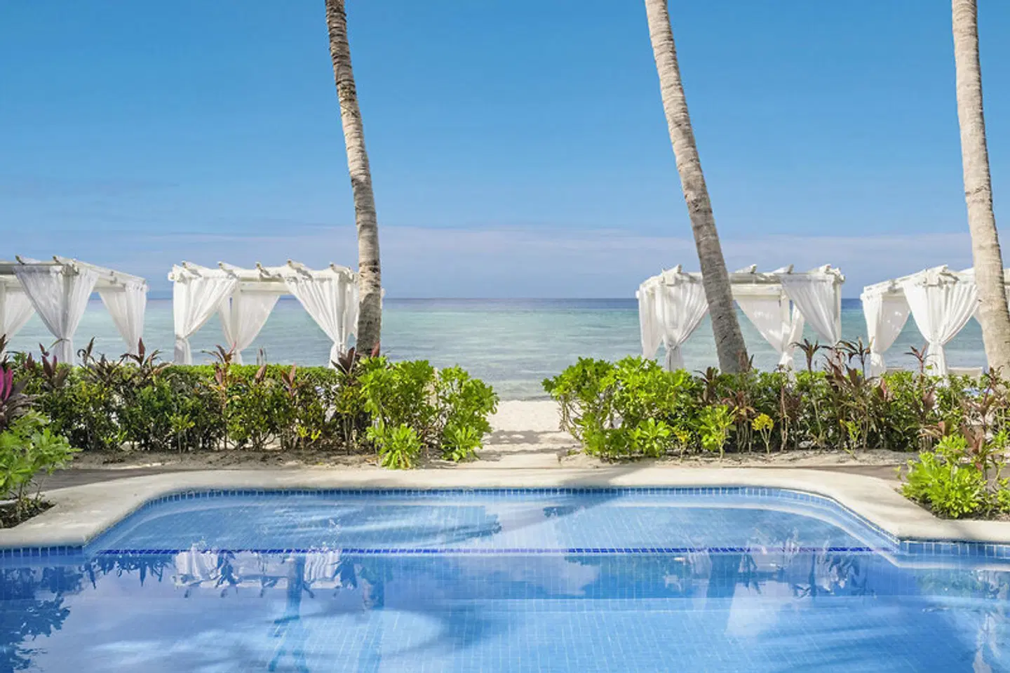 Iberostar Waves Cozumel OUTDOOR_POOL