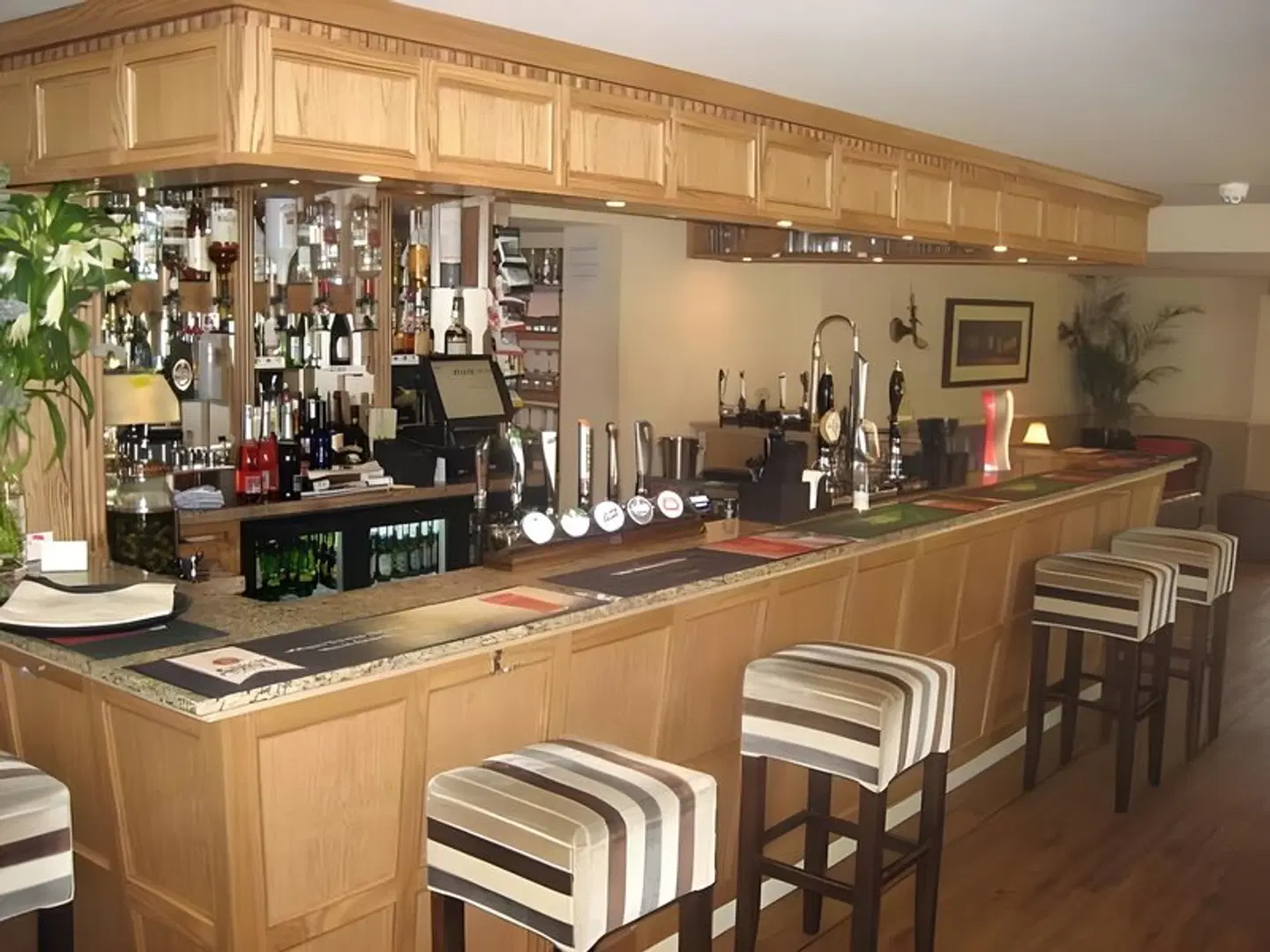 The Elm Tree Inn Bar