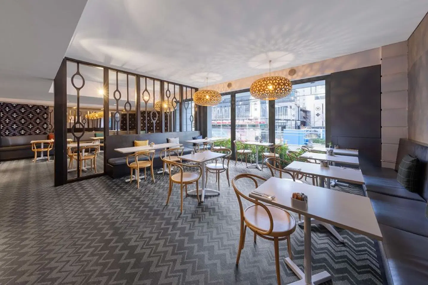 Oaks Perth Hotel Restaurant