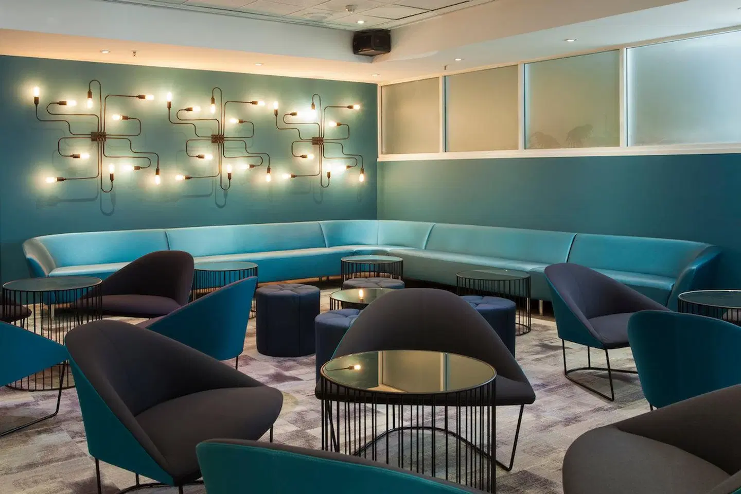 Metro Aspire Hotel, Sydney Hallenbad