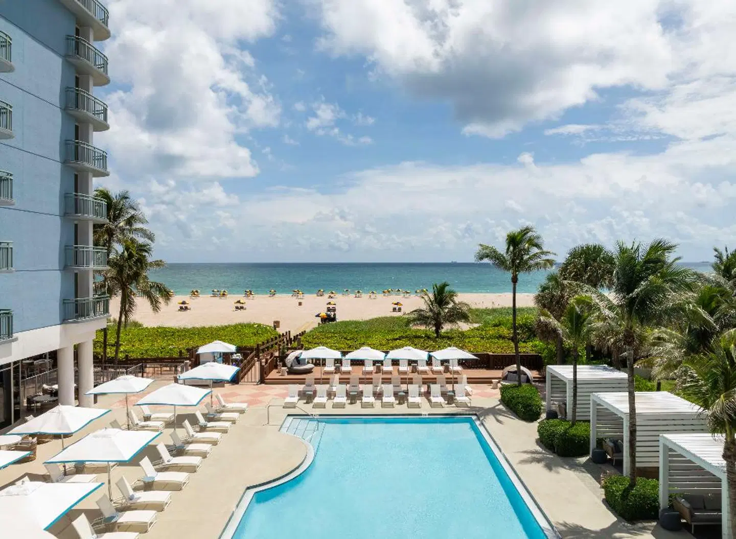 Hilton Singer Island Oceanfront Resort OUTDOOR_POOL