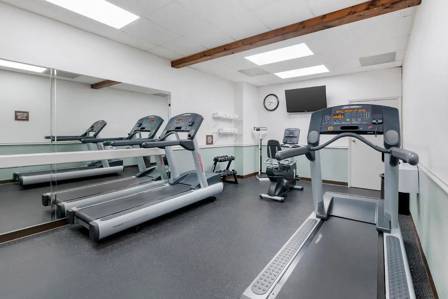 Parkway International SPORTS_AND_LEISURE