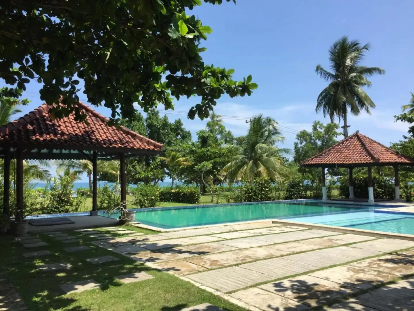 Lorin Belitung Hotel OUTDOOR_POOL