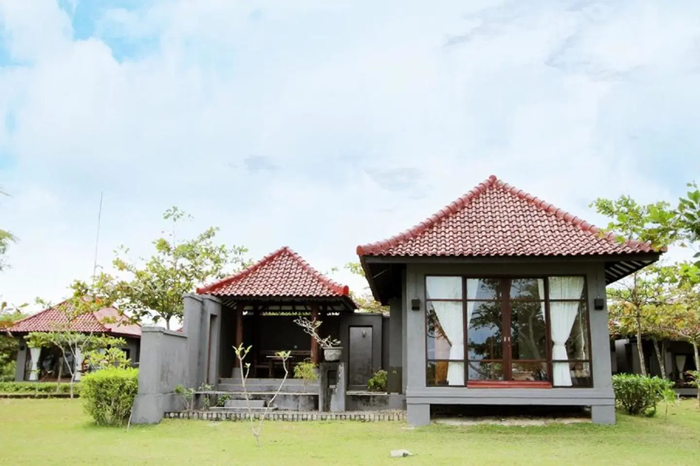 Lorin Belitung Hotel EXTERIOR